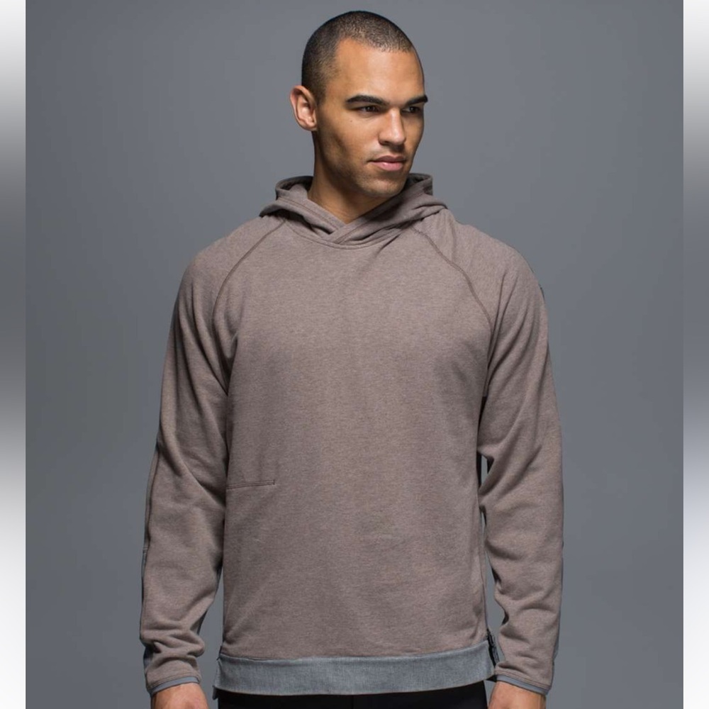 Gently Used Lululemon Men’s Synth Hoodie Large